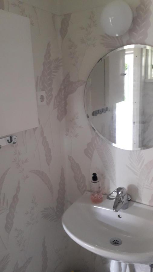 Draenggardens Stuga Pa Genuin Raettviksgard Boda  Ngoại thất bức ảnh
